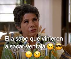 Que alegría ver este actor mas conocido por Suelta el pollo trabajando en  Tras las huellas felicidades ❤️