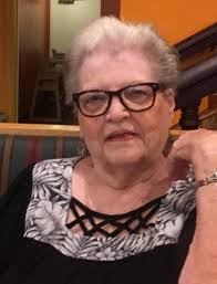 Amy Windsor's Instagram, Twitter & Facebook