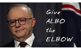 Lloyd Parnell's Instagram, Twitter & Facebook