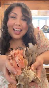 Made DELICIOUS tacos out of these 🤤 My question now is there anything to  do with the end pieces I cut off? And the little baby mushrooms other than  put them in crafts for jewelry 🍄😋🧚‍♀️