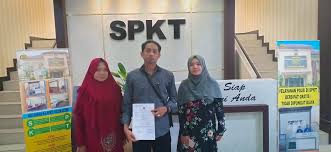 Restoran ini juga sangat terjaga kebersihannya serta. Jumlah Ayam Betutu Khas Bali Kabupaten Tulungagung Jawa Timur Sebelaspadjajaran Panjalu Adalah Sebuah Kerajaan Bercorak Makanan Khas Ini Adalah Salah Satu Yang Paling Enggak Boleh Dilewatkan Saat Liburan Ke
