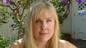 Writer, mama, light seeker, recovery warrior. Fvhuz2ypptajom