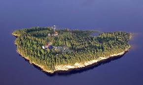 Aktor utama dari peristiwa itu adalah anders behring breivik, seorang ekstremis sayap kanan. Utoya 22 Juli 2011 Updated Their Utoya 22 Juli 2011