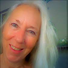 Deborah Stauffer's Instagram, Twitter & Facebook