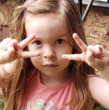 Did compuserve use mainframes in their infrastructure?