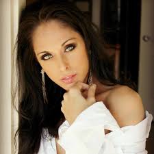 The new Mrs. Mississippi is Ashley Long Buse, Mrs. Tupelo! The new Mrs.  Tennessee is Dawn Hamm Williamson, Mrs. West Tennessee! Congratulations to  our new titleholders!!!