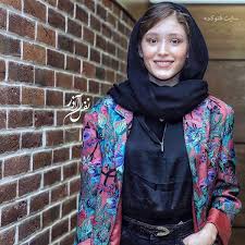 نوید محمودی، تهیه کننده این فیلم به بی‌بی‌سی گفته که بغیر از محسن تنابنده هنرپیشه ایرانی و فرشته حسینی بازیگر افغانستان، تمامی بازیگران دیگر آماتور هستند. Ø¨ÛŒÙˆÚ¯Ø±Ø§ÙÛŒ ÙØ±Ø´ØªÙ‡ Ø­Ø³ÛŒÙ†ÛŒ Ø¨Ø§Ø²ÛŒÚ¯Ø± Ø§ÛŒØ±Ø§Ù†ÛŒ Ø§ÙØºØ§Ù†ÛŒ Ø¨Ø§ Ø¹Ú©Ø³ Ø¬Ø¯ÛŒØ¯