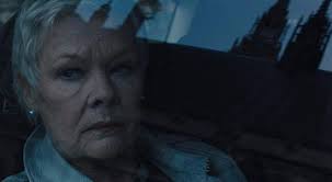 Judi Dench defende Kevin Spacey durante festival de cinema