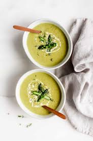 Vegan Cream Of Asparagus Soup Choosing Chia In 2020 Cream Of Asparagus Soup Creamed Asparagus Asparagus Soup
