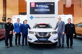 It is available in 10 colors, 5 variants, 1 engine, and 1 transmissions option: 2019 Nissan X Trail Facelift Revealed More Features Same Price News And Reviews On Malaysian Cars Motorcycles And Automotive Lifestyle