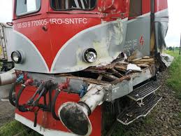 Puteti de asemenea consulta legaturile pe ruta de intoarcere de la suceava la vatra dornei. MaÈ™inÄƒ LovitÄƒ De Locomotiva Unui Tren De MarfÄƒ La Vatra Dornei In Autoturism Erau Patru Persoane Care Au ReuÈ™it SÄƒ Se Salveze Inainte De Impact
