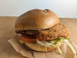 Chicken is marinated in buttermilk and then double dredged in a spiced flour mixture. Review Arby S Buttermilk Crispy Chicken Sandwich Brand Eating