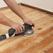 Les anciens vitrificateurs présentaient un défaut de taille, corrigé depuis par les fabricants : Comment Nettoyer Votre Parquet Sans L Abimer Blog But