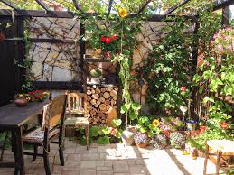 Wundervolle Gartengestaltung Mit Banner Gartengestaltung Sichtschutz Garten Ideen Gunstig Garten