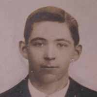 Edward Chenoweth's Instagram, Twitter & Facebook