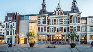 Situated in the north eastern part of skåne, kristianstad is the main centre of the region. Radhus Skane