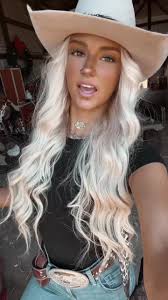 🎱🪩♠️#blondes #ootd #westernjewelry #tattoo #turqouise #turqouisejewelry  #fall #OOTD #tattoos #fypp