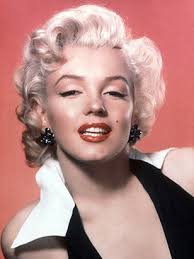 Norma jeane mortenson), в крещении но́рма джин бе́йкер. Merilin Monro Marilyn Monroe Biografiya Lichnaya Zhizn I Sudba Norma Dzhin Bejker Ee Nastoyashee Imya Skolko Let Bylo I Gody Zhizni Detstvo Kinoaktrisy Foto Zhurnal Cosmopolitan