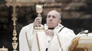 Em um documento do vaticano publicado em 15 de março de 2021, e aprovado pelo papa francisco, a igreja católica se posicionou oficialmente contra a concessão de bênção para a união homossexual, por ser um ato contrário aos desígnios sagrados, nos quais se embasa o catolicismo. Papa Francisco Anuncia Que Se Vacunara Contra Covid 19 Noticieros Televisa