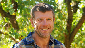 Sarah Sammon's Instagram, Twitter & Facebook