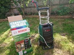 The best petrol lawn mowers. Gear Bosch Fontus Cordless Outdoor Cleaner Review