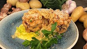Jun 09, 2021 · extra 3 besucht zuschauerinnen und zuschauer mal zu hause und schaut ihnen beim fernsehen zu. Wir In Bayern Rezept Schwammerlsouffle Mit Rahmwirsing Rezepte Wir In Bayern Br Fernsehen Fernsehen Br De