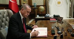 Kadınlara yönelik şiddet ve aile i̇çi şiddetin önlenmesi ve bunlarla mücadeleye ilişkin avrupa sözleşmesi i̇stanbul sözleşmesi olarak biliniyor. Son Dakika Baskan Erdogan Imzaladi Turkiye Istanbul Sozlesmesi Nden Ayrildi Son Dakika Haberler