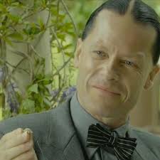 Dark of the moon' during the 33rd moscow film festival at pushkinskiy theatre last. Cannes Let S All Enjoy Guy Pearce S Wackadoo Performance In Lawless
