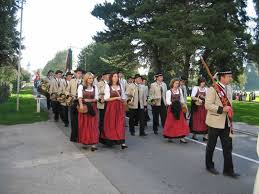 Heute wird es jedoch oft auch in der kirche gefeiert. Erntedankfest Burgenland Erntedank Burgenland Burgenland Erntefeiern