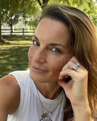 Melissa Sorrell's Instagram, Twitter & Facebook