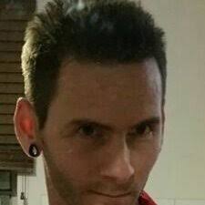 adrian haxton (@adrian_maroon4)