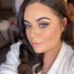 Robyn Mcmanus's Instagram, Twitter & Facebook