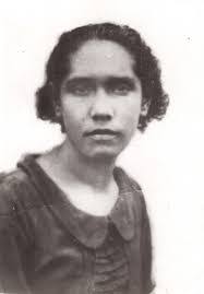 Lida Vega's Instagram, Twitter & Facebook