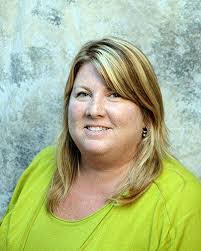 Eileen Mccann's Instagram, Twitter & Facebook