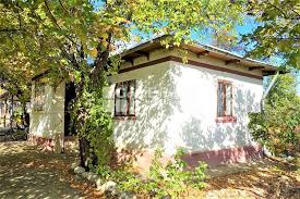 Profita de preturile avantajoase in buzau in centru sau spre periferie. Casa Comuna Pietroasele Judetul Buzau Anuntul Ro Rrre30