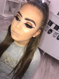 Leanne Slater (@leanneMslater)