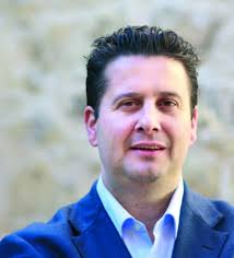 Zammit Lewis ma jippreċiżax x'miżuri iebsa jista jieħu l-gvern dwar  l-AirMalta