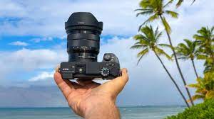 Profitieren sie von einer superweiten blendenöffnung mit einer minimalen brennweite von 10 mm. I Got A New 10 18mm Lens For My Sony A6500 Micbergsma Youtube
