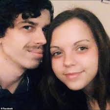 Upper Coomera crash: Teenage girl, her boyfriend and their mate killed in  horror car crash