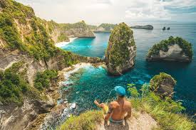 Pulau seribu adalah salah satu solusi tepat bagi warga kota jakarta yang ingin menghilangkan penat dengan lebih mudah. Thousand Island Pulau Seribu Viewpoint On Nusa Penida Bali Journey Era
