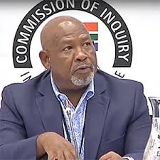 His wife's name is siphiwe mabuza, whom he met many years ago, in the 1970s, and they got married and had three. Eskom S Jabu Mabuza To Continue Testifying At Zondo Commission News24