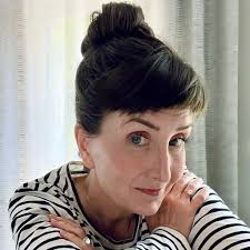 Deirdre Robertson (@deirdrerobertson)