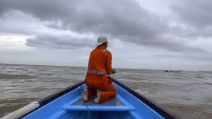 But the child reportedly lost his balance and fell. As Venezuela Disintegrates A New Breed Of Pirates Threatens The Caribbean
