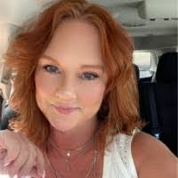 Kristi Stapleton's Instagram, Twitter & Facebook