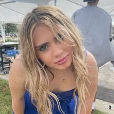 Abby Gail LoBue (@AbbyLobue)