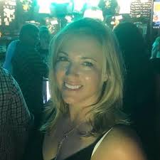 Who can move a boat from Sun Country Boat to Dave's Storage?