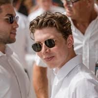 8 "Jonas Klatt" profiles