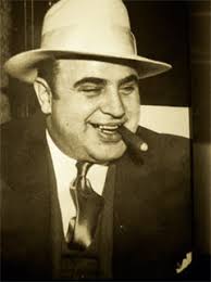 Al Capone, par Maurice Lemoine (Le Monde diplomatique, août 2013)