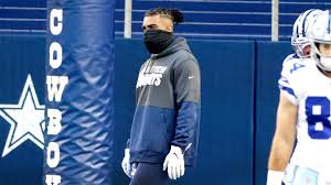 The team names logos and uniform designs are registered trademarks of the teams indicated. Zeke En Camino Para Jugar El Domingo A Pesar De Su Lesion