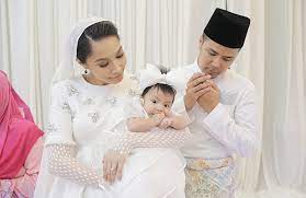 Nicknamed rara, she is a 2 year old toddler with over 2.1 million followers on instagram and is close to reaching 1 million likes on her public facebook page. Dua Hari Lara Alana Kumpul Lebih 100 000 Pengikut Di Instagram